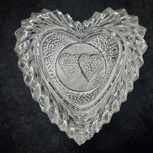 CUT GLASS DOUBLE-HEART TRINKET BOX WITH LID MINT!